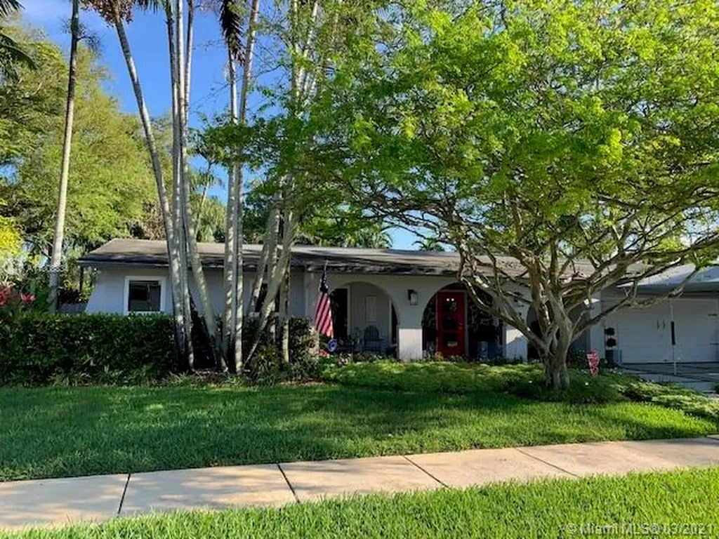 10241 SW 102nd Terrace Miami FL 33176