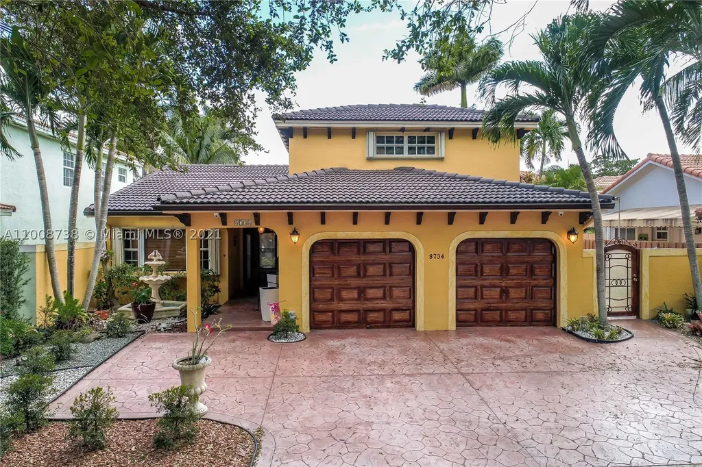 8734 NW 151st Terrace Miami Lakes FL 33018