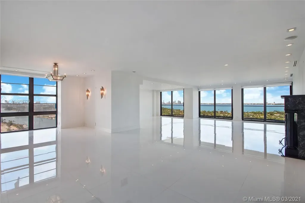 5500 Collins Avenue Miami Beach FL 33140