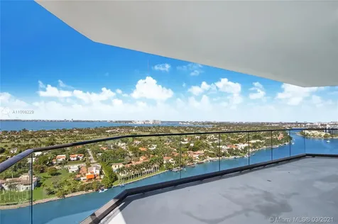 5500 Collins Avenue Miami Beach FL 33140