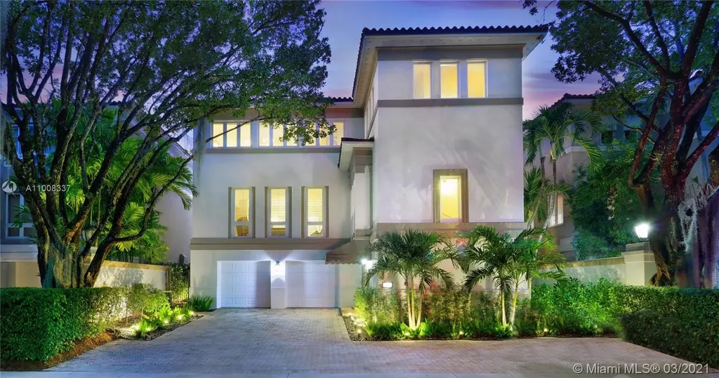 3520 Bayshore Villas Drive Miami FL 33133