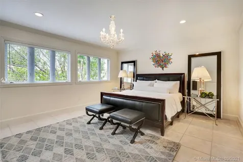 3520 Bayshore Villas Drive Miami FL 33133