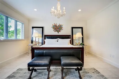 3520 Bayshore Villas Drive Miami FL 33133