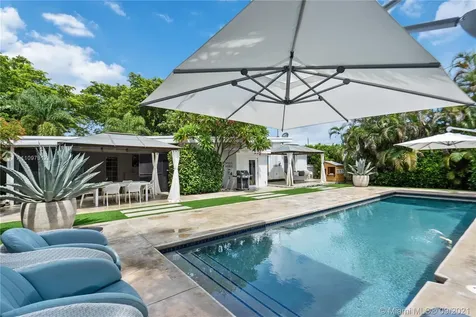 1960 Keystone Boulevard North Miami FL 33181
