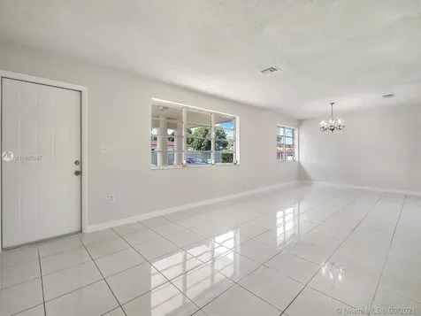 10803 SW 34th Street Miami FL 33165