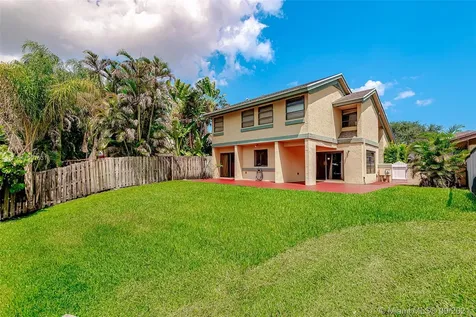 4071 SW 83rd Way Davie FL 33328