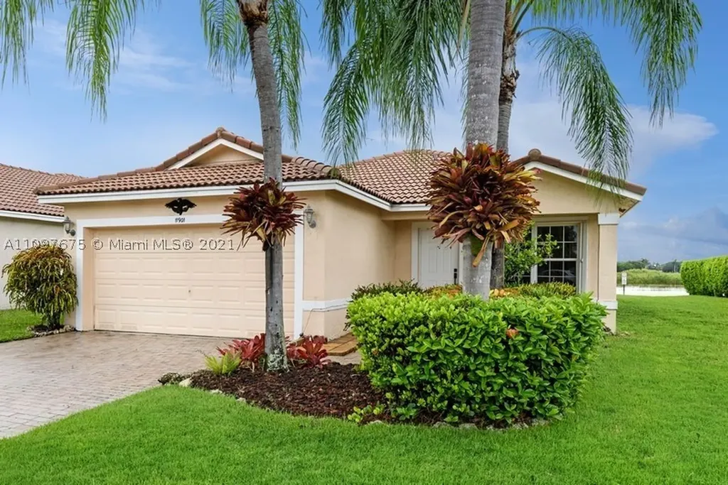 11901 SW 7th Street Pembroke Pines FL 33025