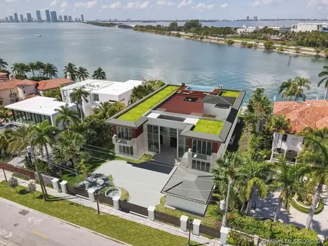 3100 N Bay Road Miami Beach FL 33140