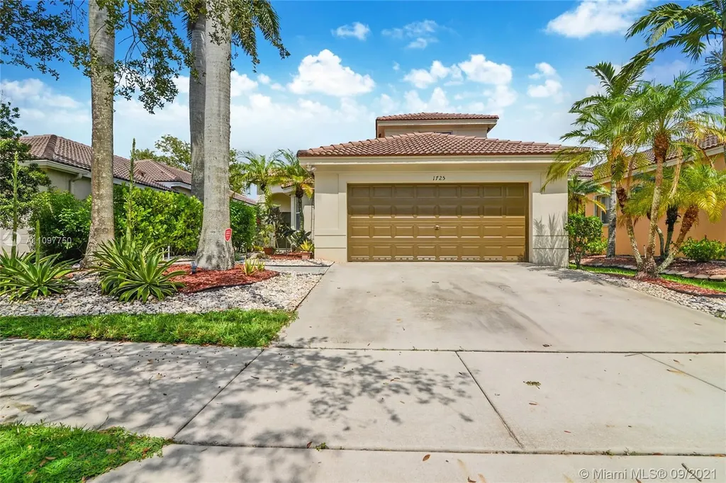 1725 Winterberry Lane Weston FL 33327