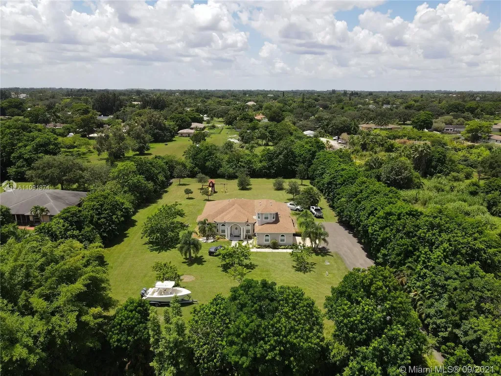 5033 SW 160th Avenue Southwest Ranches FL 33331