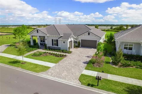 1022 Castaway Court Loxahatchee FL 33470