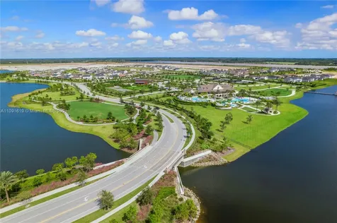 1022 Castaway Court Loxahatchee FL 33470