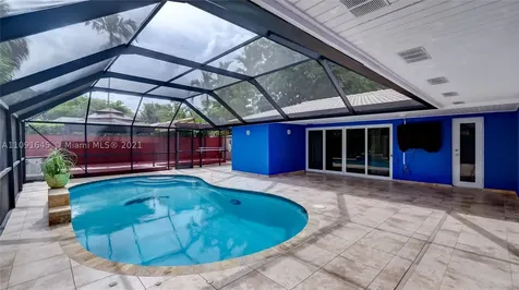 14121 Cypress Court Miami Lakes FL 33014