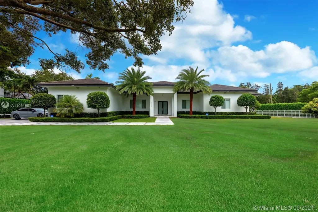 7855 SW 129th Terrace Pinecrest FL 33156