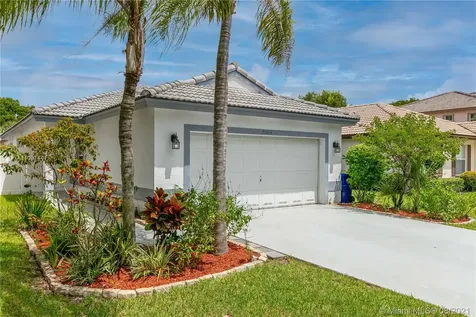 20885 NW 15th Street Pembroke Pines FL 33029
