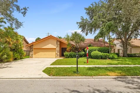 9255 NW 18th Street Plantation FL 33322