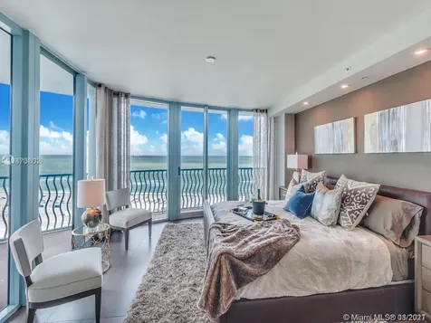 Miami Beach FL 33139