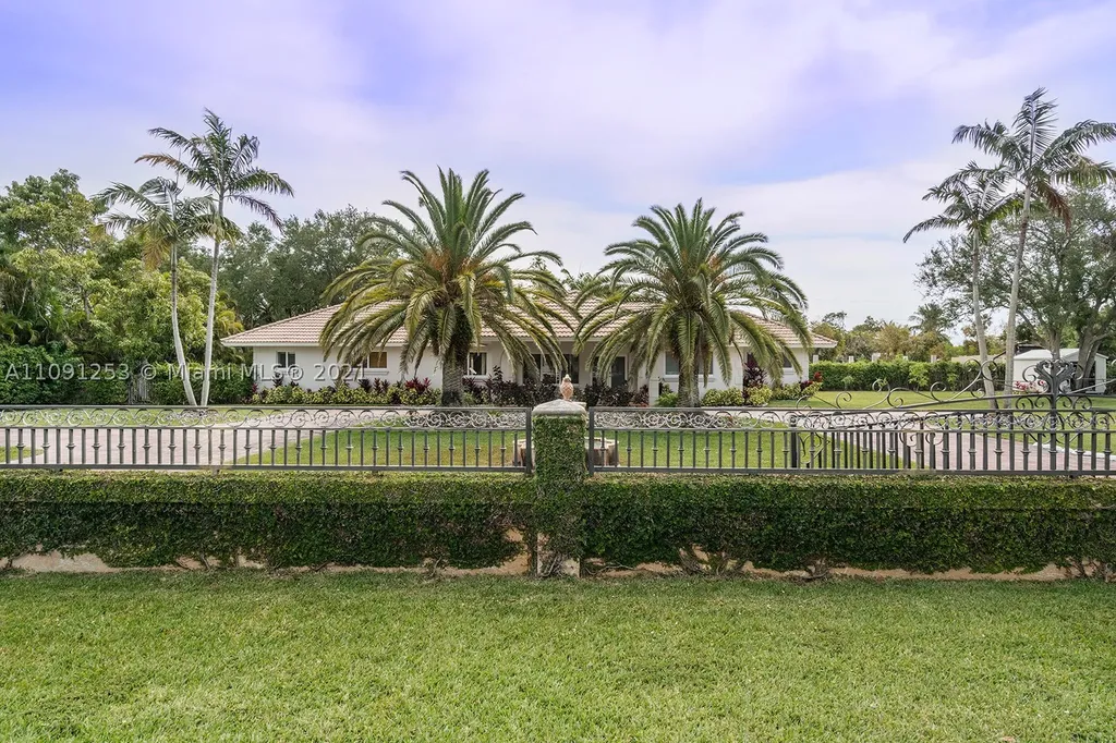 12275 SW 77th Avenue Pinecrest FL 33156