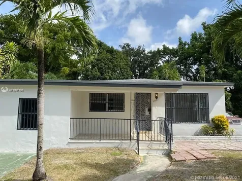 2001 NW 55th Terrace Miami FL 33142