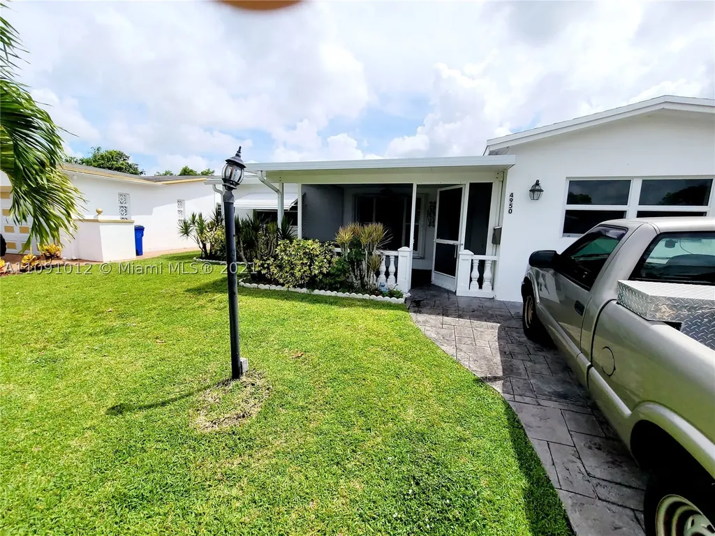 4950 NW 42nd Street Lauderdale Lakes FL 33319