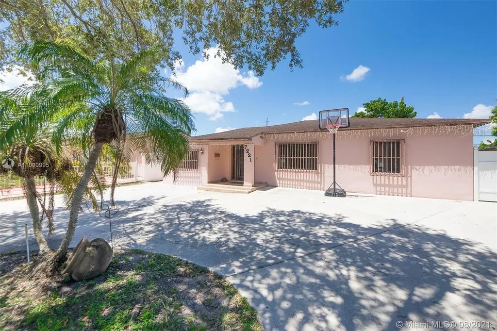7221 SW 5th Street Miami FL 33144