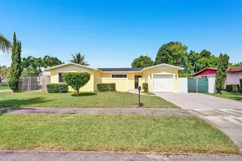 19844 SW 118th Avenue Miami FL 33177
