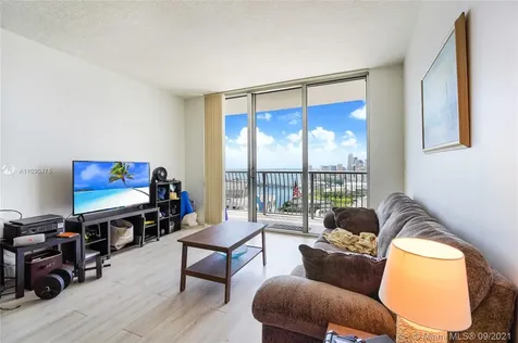 1750 N Bayshore Drive Miami FL 33132
