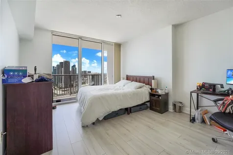 1750 N Bayshore Drive Miami FL 33132