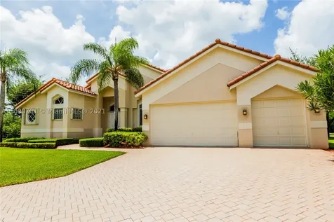 3249 Somerset Weston FL 33332