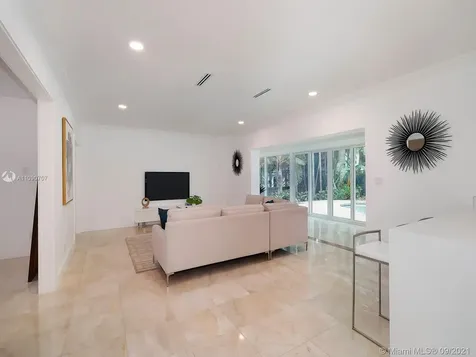 8110 Old Cutler Road Coral Gables FL 33143