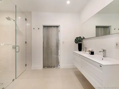 8110 Old Cutler Road Coral Gables FL 33143