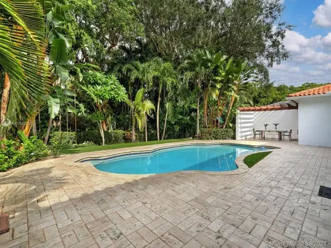 8110 Old Cutler Road Coral Gables FL 33143