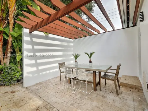 8110 Old Cutler Road Coral Gables FL 33143