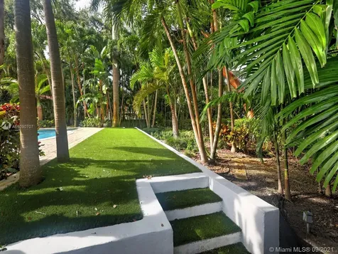 8110 Old Cutler Road Coral Gables FL 33143