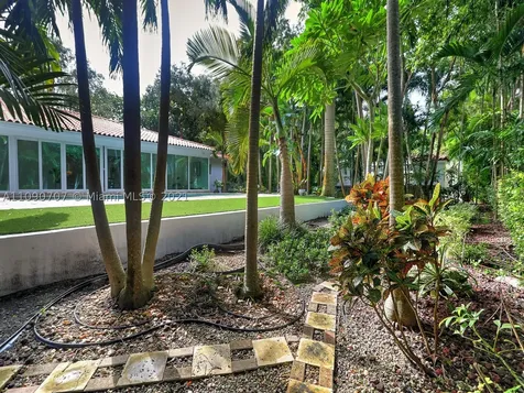 8110 Old Cutler Road Coral Gables FL 33143