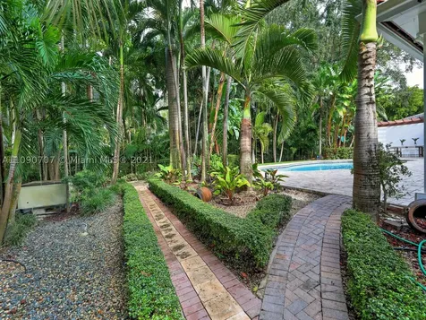 8110 Old Cutler Road Coral Gables FL 33143