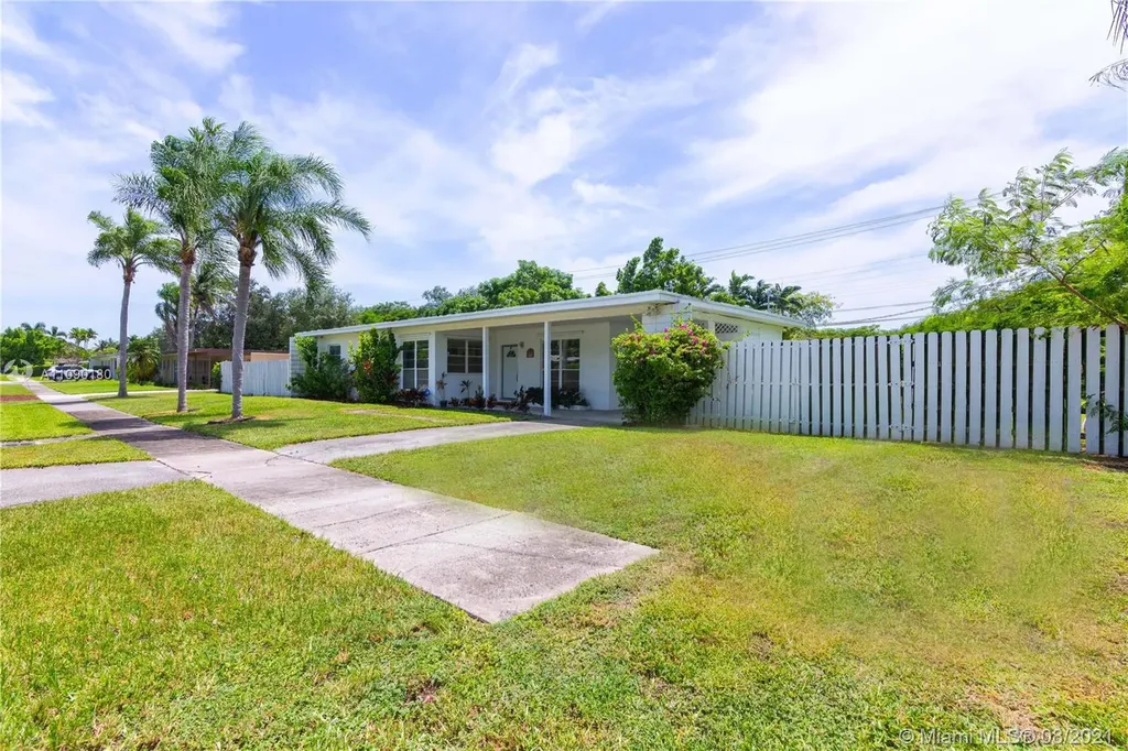 8100 SW 99th Street Miami FL 33156