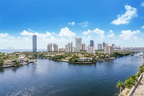 19707 Turnberry Way Aventura FL 33180