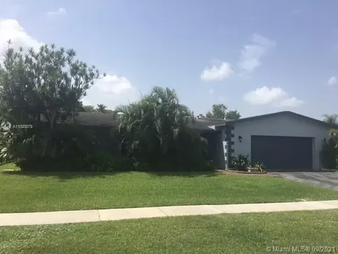 11510 NW 18th Street Pembroke Pines FL 33026
