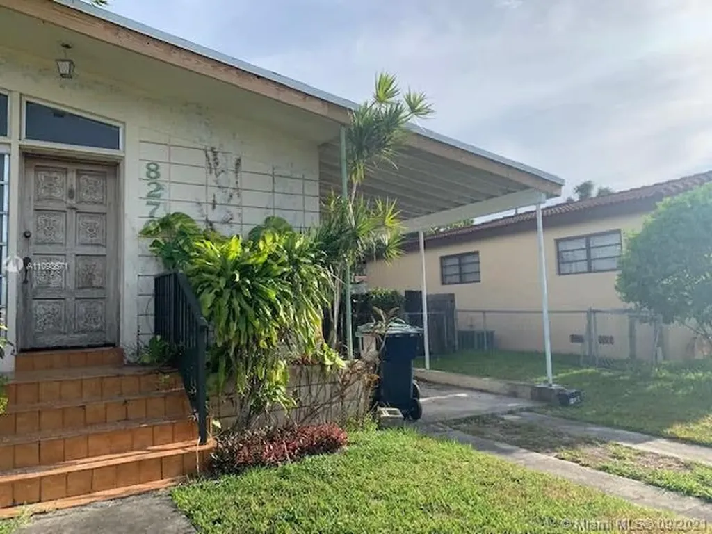 8270 SW 32nd Terrace Miami FL 33155