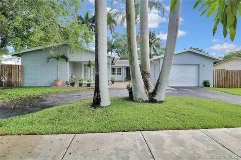 9741 SW 190th Street Cutler Bay FL 33157