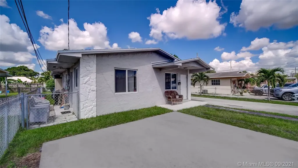 2778 SW 31st Place Miami FL 33133