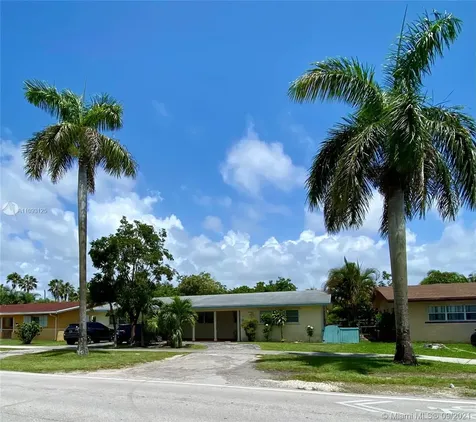 9341 SW 168th Street Palmetto Bay FL 33157