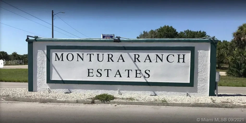 448 Hunting Club Avenue Clewiston FL 33440
