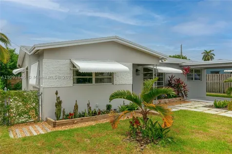 2120 N 61st Terrace Hollywood FL 33024