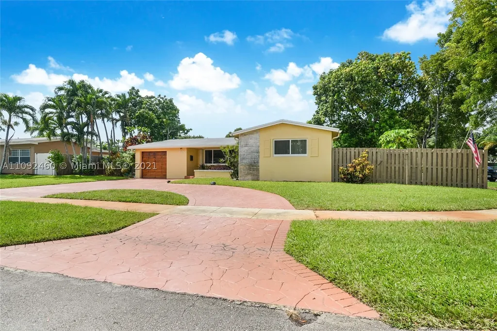 9101 SW 51st Place Cooper City FL 33328