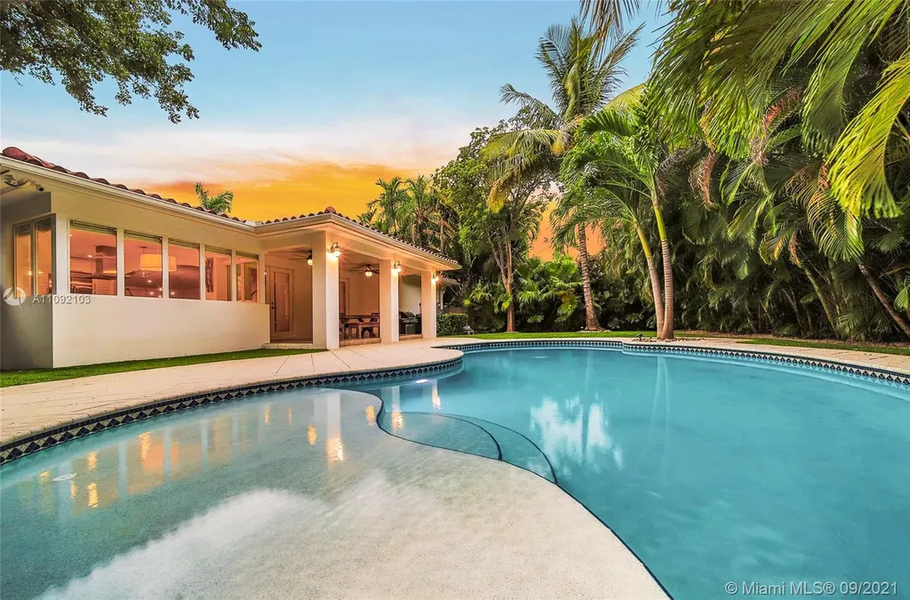 5990 NE 6th Court Miami FL 33137