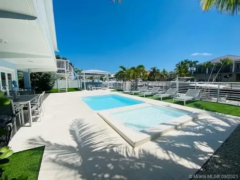 203 Atlantic Boulevard Key Largo FL 33037