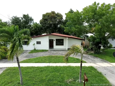 521 NE 175th Street North Miami Beach FL 33162