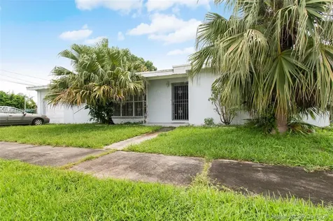 901 NW 16th Avenue Homestead FL 33030